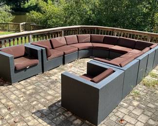 04 Arching Wicker Set