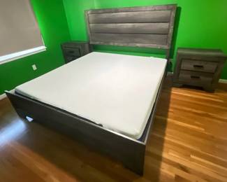 Modern Style King Bed Frame And Nightstands