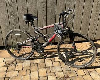 Hyper Shocker Mountain Bike
