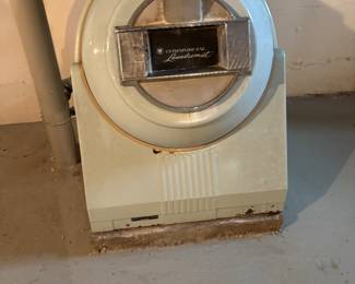 Antiques Westinghouse washing machine WORKS!