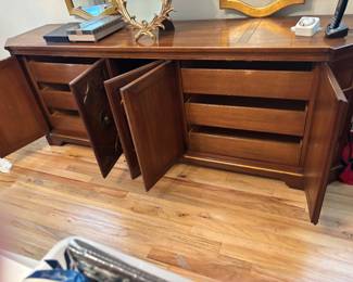 Mcm Drexel heritage triple dresser storage 