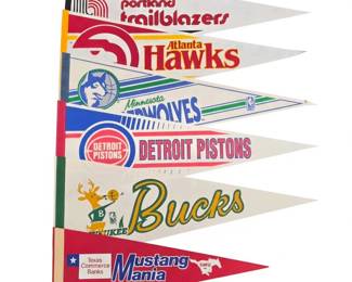 Lot 055 Lot 55 Vintage NBA Team Pennants Portland Trailblazers Atlanta Hawks Minnesota Timberwol