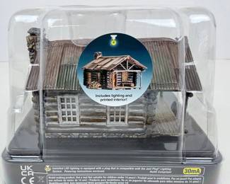 Lot 122 S Lot 122 Landmark Structures Woodland Scenics BR5875 Cozy Cabin w Lighting 148 Scale