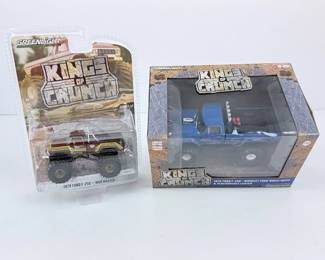 Lot 090 S Lot 90 GreenLight King of the Crunch Diecast 1979 Ford F250 War Hauler and Mudfest Fo