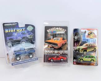 Lot 093 S Lot 93 Greenlight Bigfoot Monster Truck Boars Nest Club Car and Matchbox Jurassic Worl