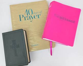 Lot 194 Lot 194 Set of 3 Religious Books Including 40 Days of Prayer and The Message Remix Bible