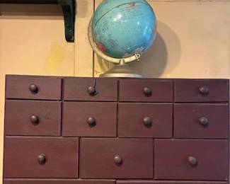 Wood 13-drawer cubby