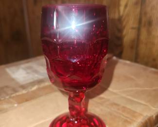Set of 14 red vintage goblets
