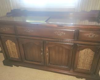 Magnavox stereo console