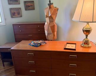  Drexel Suncoast Design, Steiffel Lamp & and one of two mannequins