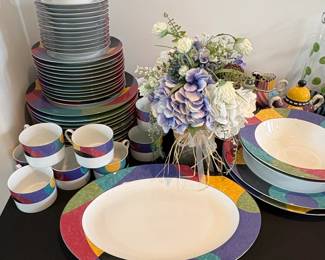 Mikasa Currents M Fine China Dinnerware Set second image