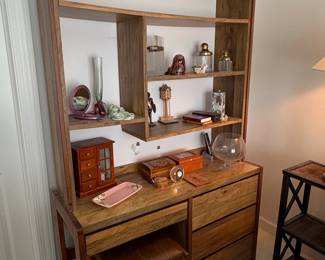 MidCentury Modern Style Bedroom Suite