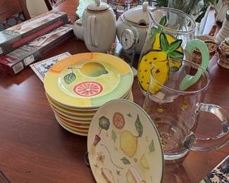 Estate Assortment of Tableware and Kitchenware with Citrus and Floral Motifs third image