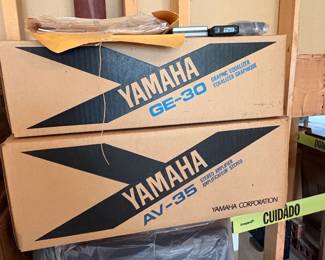 Yamaha Vintage HiFi Component System Piece Collection fourth image