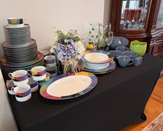 Mikasa Currents M Fine China Dinnerware Set