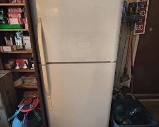 Refrigerator