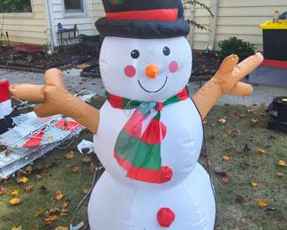 Snowman blowup