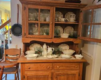 Antique Highchair Oak Cabinet Daisy Pattern Metlox