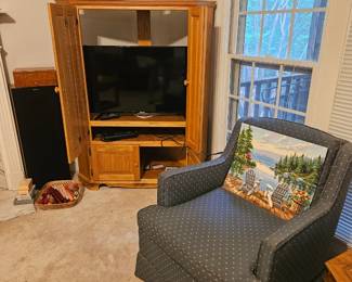 TV