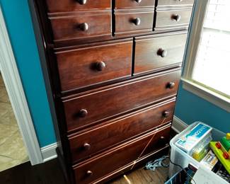 #055 Wood 5 drawer Dresser - 34x18x51 $75.00