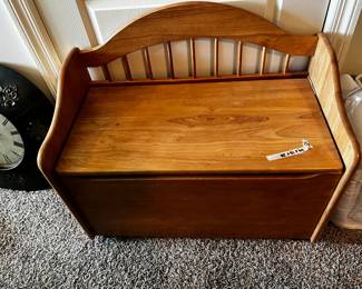 #156 Wood Toy Chest w/lift-up lid - 34x18x28 - You move down $40.00
