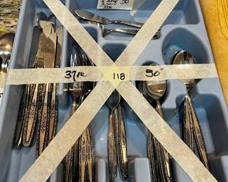 #118 Inter-pur korea Set of Mixed Flatware $30.00
