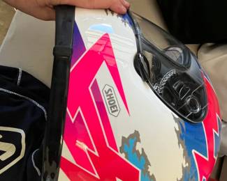 #074 Shoei Motorcycle Helmet w/dustbag (Pink and Blue) M-90 $75.00