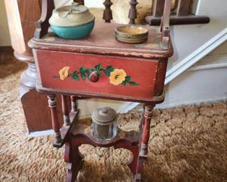 Smoker's cabinet