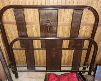 Vintage metal bed