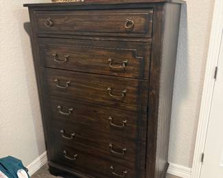Kincaid dresser