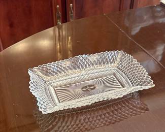 Diamond Point Ruffled Wave Edge Serving Dish