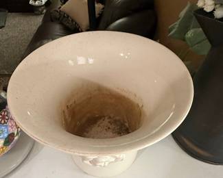 Destinos S.A. Ceramic Rose Vase