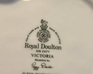 Royal Doulton Victoria Figurine HN 2471