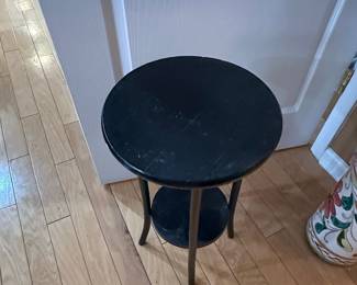 Bentwood Round Tiered Plant Stand