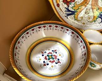 Labor Deruta Italian Majolica Pottery Set - Raffaellesco Pattern