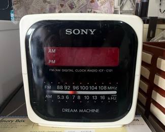 Sony Dream Machine ICF-C121 Clock Radio