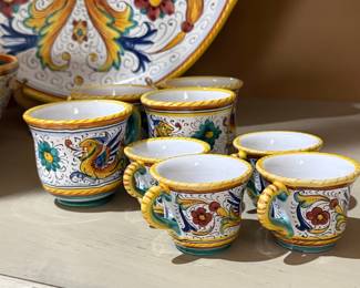 Labor Deruta Italian Majolica Pottery Set - Raffaellesco Pattern