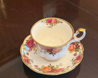 Royal Albert Old Country Roses Teacup and Saucer