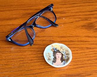 Miniature Bone China Portrait Plate - Gainsborough Style