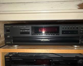 Technics SL-P9066 Compact Disc Changer