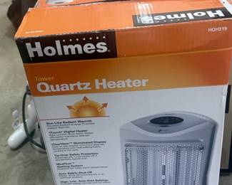 Holmes HQH319 Tower Quartz Heater