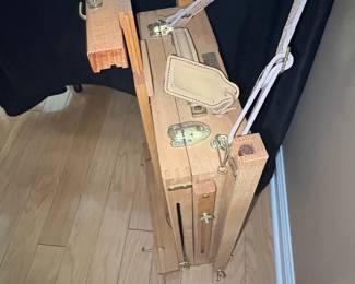 Jullian Original French Easel