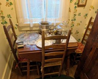 Drop leaf table and chairs 