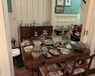 Antique dinning table and chairs 