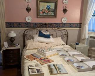 Antique metal bed