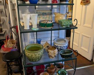 Metal bakers rack/ vintage planters 
