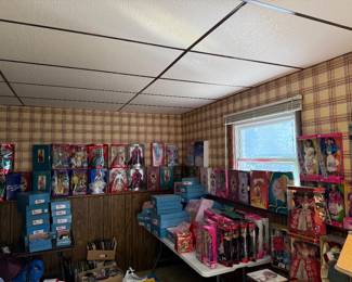 HUGE doll collection, some antique, some vintage. Barbies, Madame Alexander’s dolls