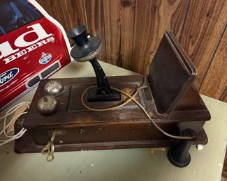 Antique phone 