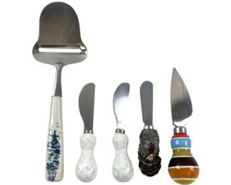 Vintage Elesva Delft Blue Cheese Slicer And 4 Novelty Spreader Knives