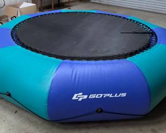 How Cool is This - GoPlus Water Trampoline 